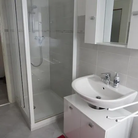 Casa Michela Parking Free * Domodossola